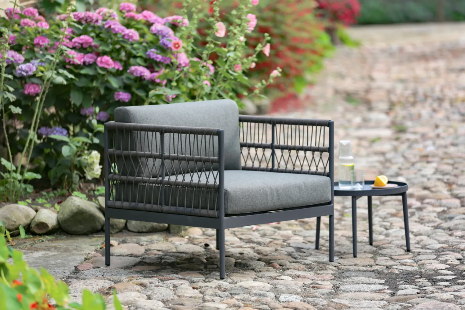 sandy|gartenstuhl-loungesessel-kordel-geflecht-aluminium-niehoff-azuri_.jpg